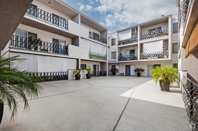 Courtyard - Mediterranean Apartments