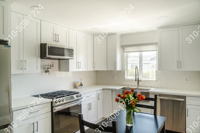 Photo - 3023 Glendon Ave