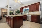 Photo - 5371 Swarthmore St