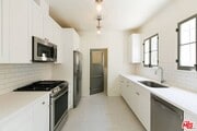 Photo - 1136 S Hayworth Ave