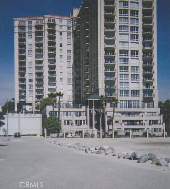 Building Photo - 850 E Ocean Blvd Unit B3
