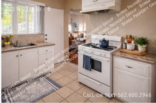 Photo - 211 W 21st St Unit B