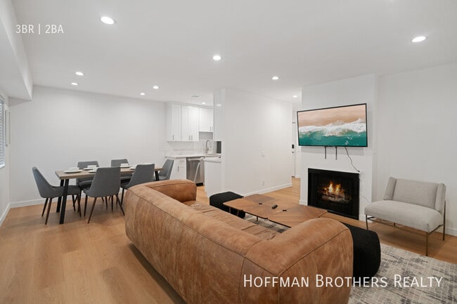 Photo - 7441 Hazeltine Ave Unit 201