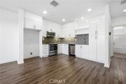 Photo - 629 W 17th St