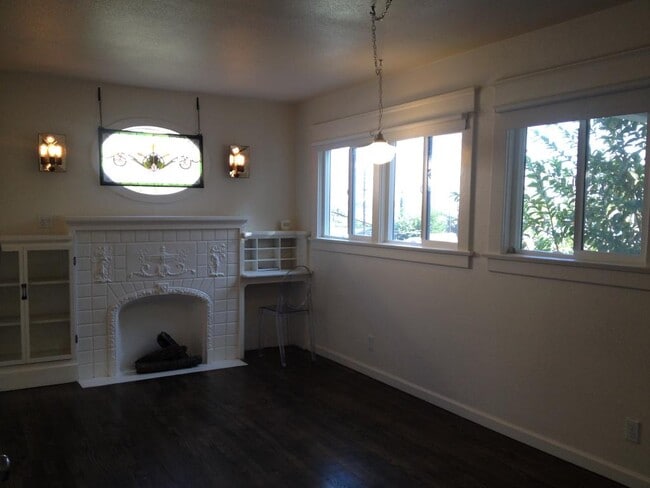 Photo - 415 W Avenue 37 Unit 415 W. Ave 37