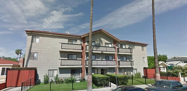 Building Photo - 14731 Erwin St Unit 6