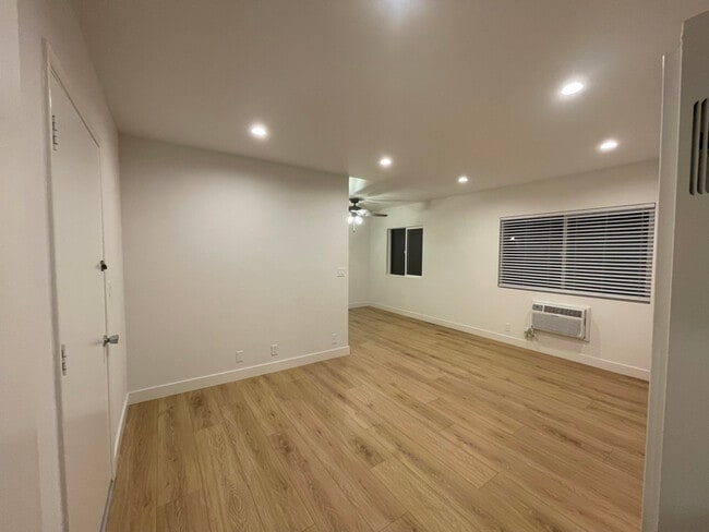 Photo - 3819 Park Pl Unit 11