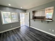 Photo - Beautiful Remodeled 1-Bedroom Cottage w/Central A/C and Parking in Hillcrest
