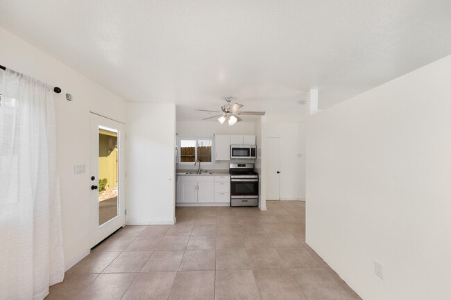 Photo - 38501 Bel Air Dr