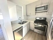 Photo - 5256 Meridian St Unit #3