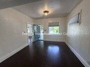 Photo - 209 Linden Ave