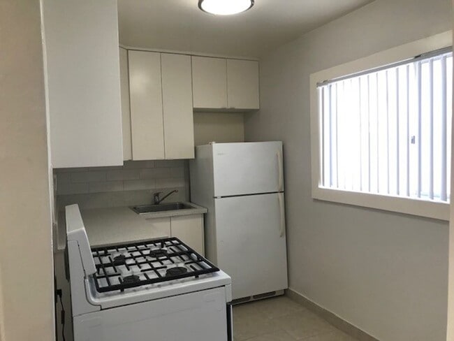 Photo - Mission Beach 1Bed 1 Bath steps from the water! Unit 731