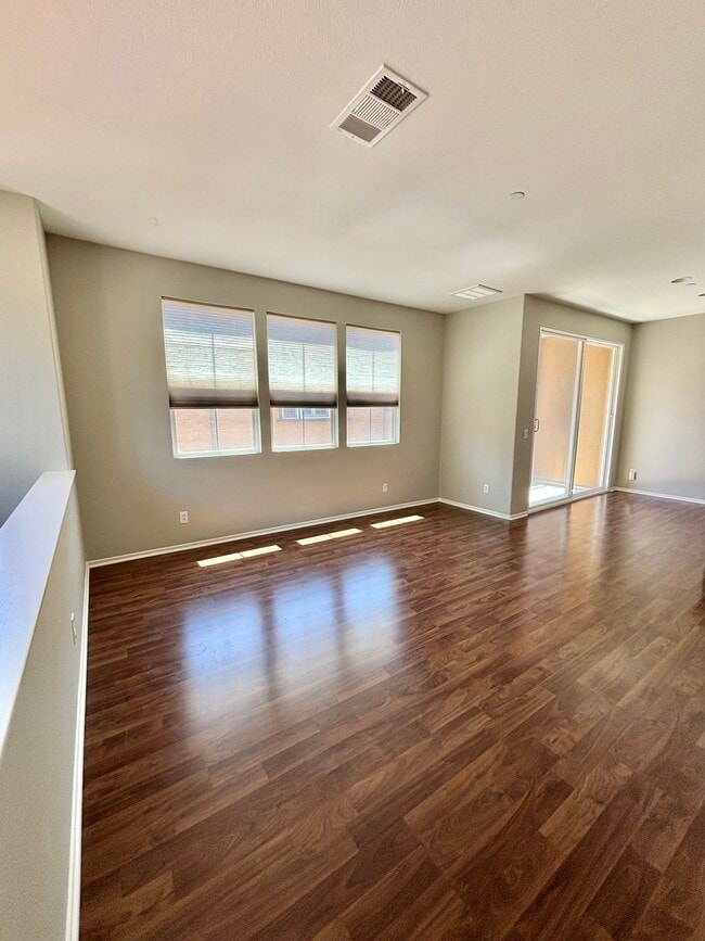 Photo - 1415 Calabria St
