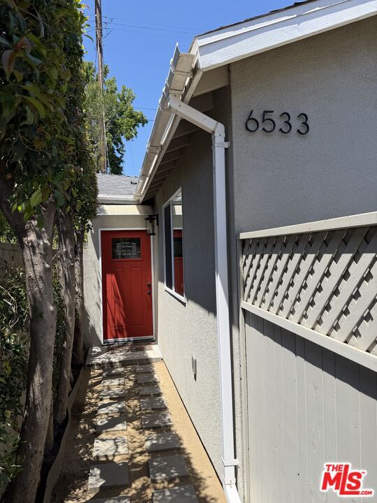 Photo - 6533 Costello Ave