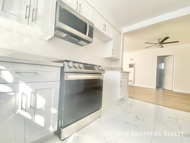 Photo - 12410 Chandler Blvd Unit 21