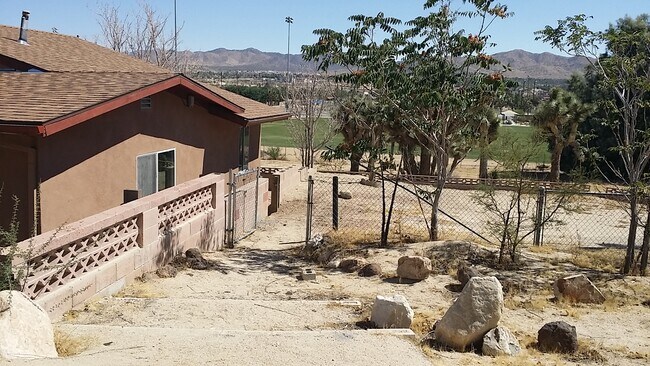 Photo - 56565 Sunnyslope Dr