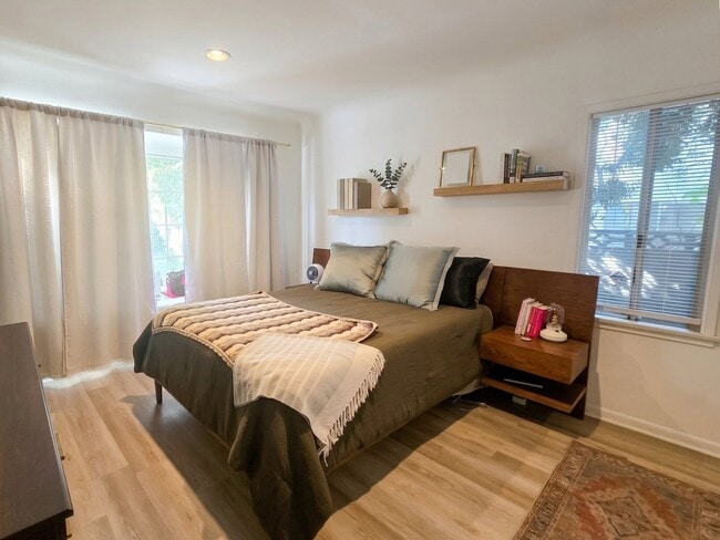 Photo - 4332 Sunnyslope Ave