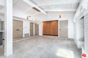 Photo - 16733 Oak View Dr House