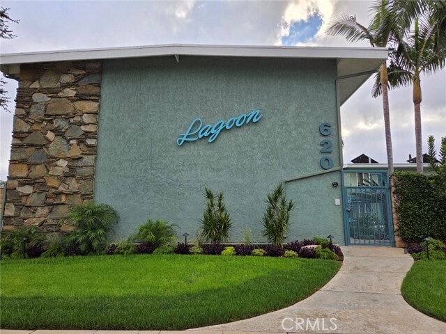 Building Photo - 620 Prospect Ave