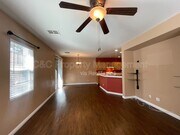 Photo - 425 S Meadowbrook Dr