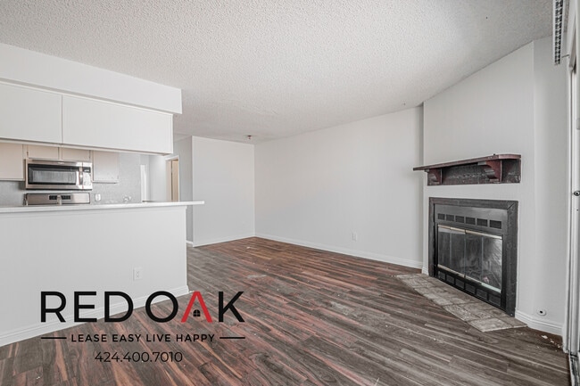 Photo - 10346 Commerce Ave Unit 6
