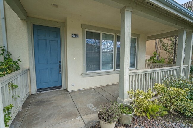 Photo - Spacious 3-Bedroom Home in the Andorra Community of Valencia!