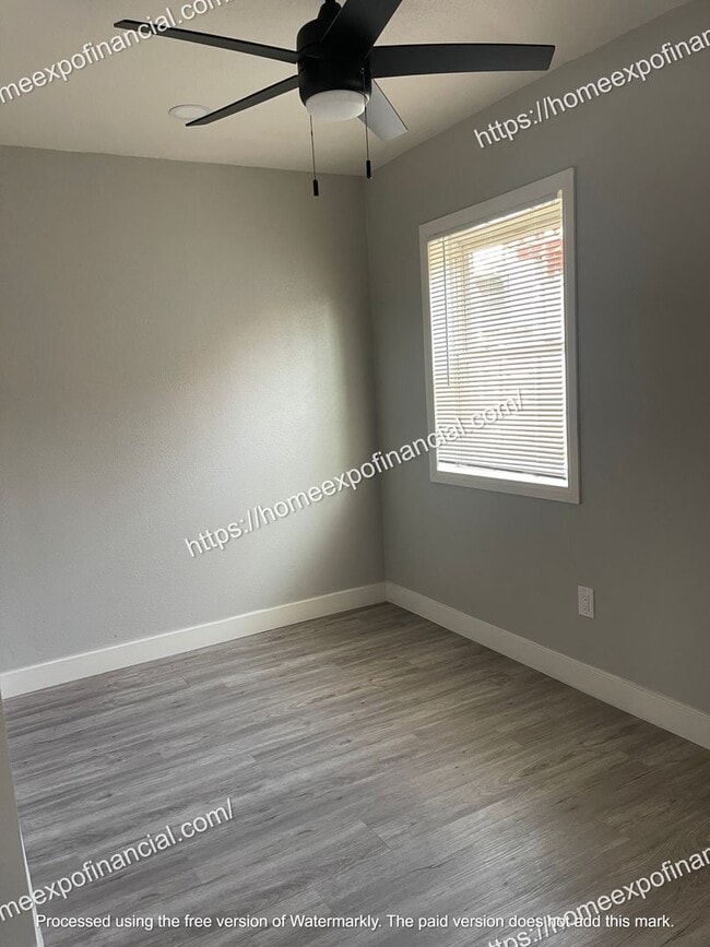 Photo - Nice Front House In The City Of San Bernar...