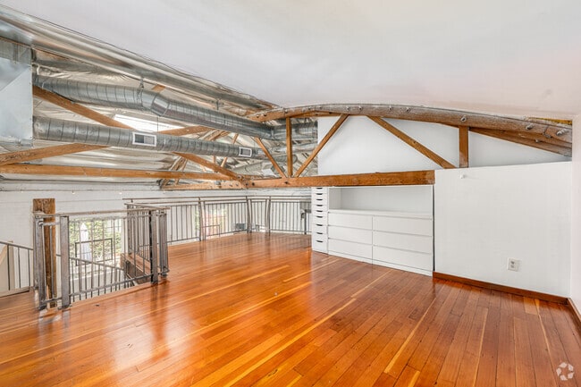 1BR, 1BA - 1577SF - Storage - Studios at Walnut