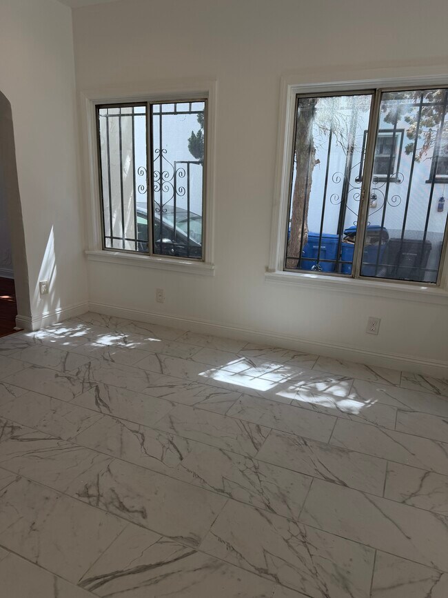 Photo - 6326 W 6th St Unit 1