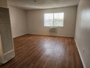 Photo - 633 Broad Ave Unit 27