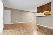 Photo - 1234 Wellesley Ave Apartment Unit 04