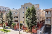 Photo - Fedora Apartments