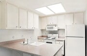 Photo - "Charming 1-Bedroom Retreat: Cozy 717 Sq Ft Haven in Sunny CA!"