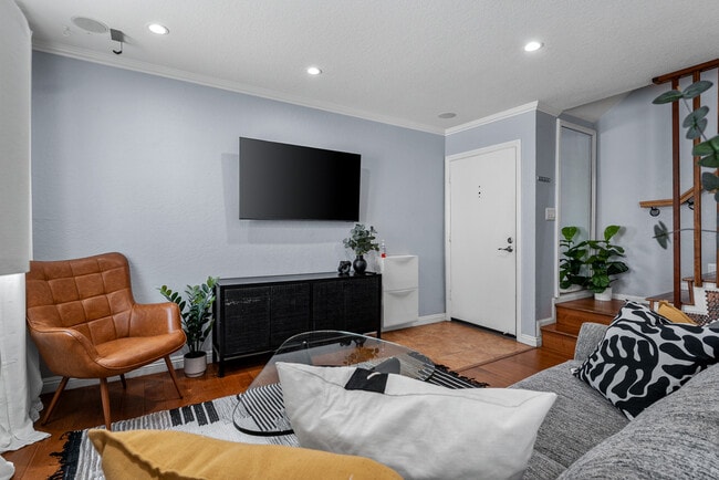 Photo - 200 Elm Ave Unit #15