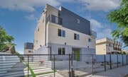 Photo - 227 N Park View St Unit 227B