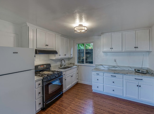Photo - 5246 Almont St Townhome