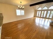 Photo - 1525 Carver St