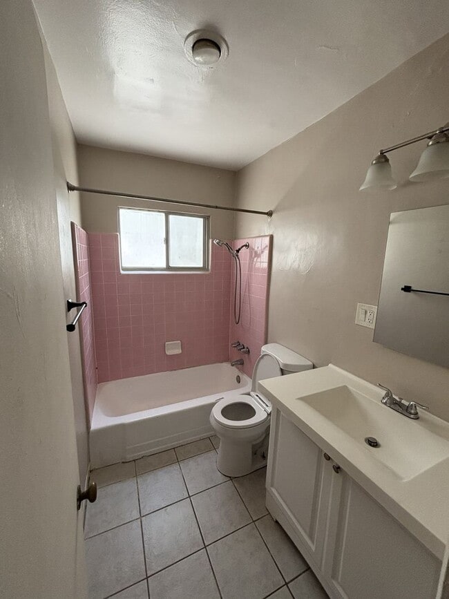 Photo - MOVE IN READY Studio unit