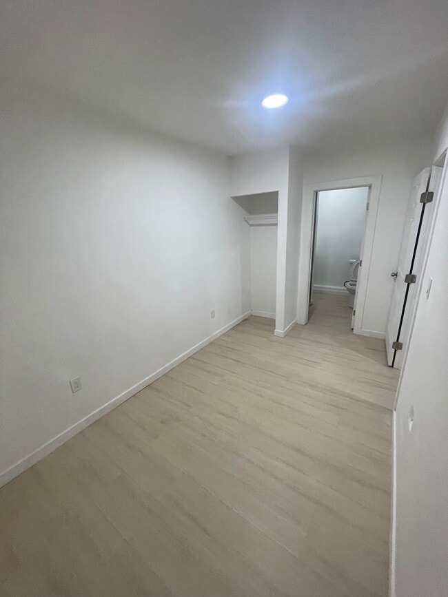 Photo - 1138 W Avenue J15