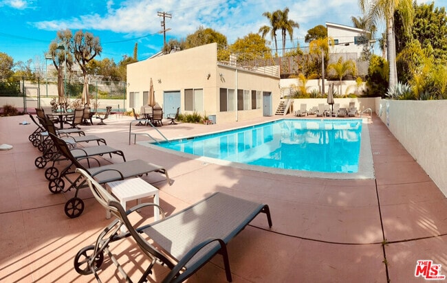 Building Photo - 3460 S Centinela Ave Unit 205 Rental