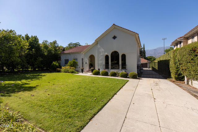 Photo - 1541 Rose Villa St
