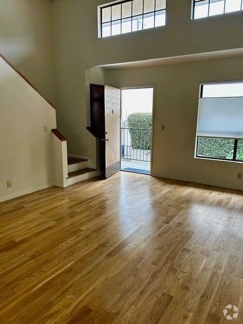 Building Photo - 1752 Brockton Ave Rental