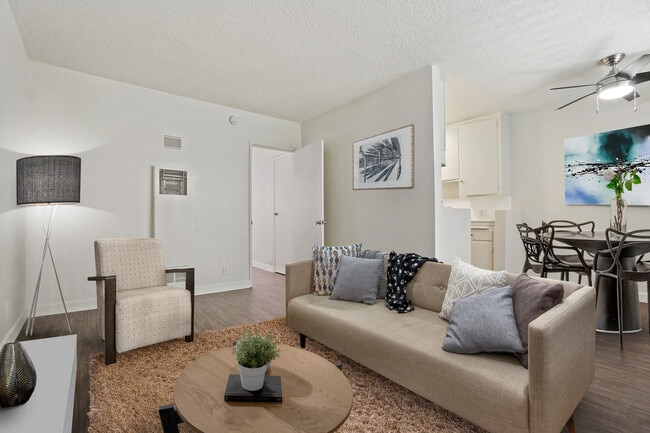 Photo - Sepulveda Court