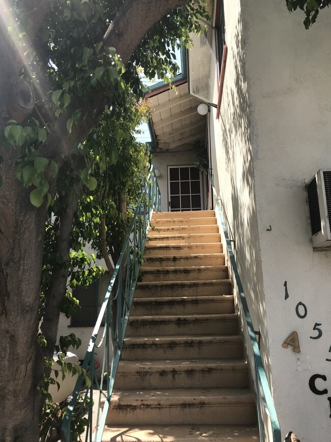 Photo - Thompson Unit #D