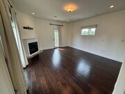 Primary Bedroom - 5960 Balcom Ave