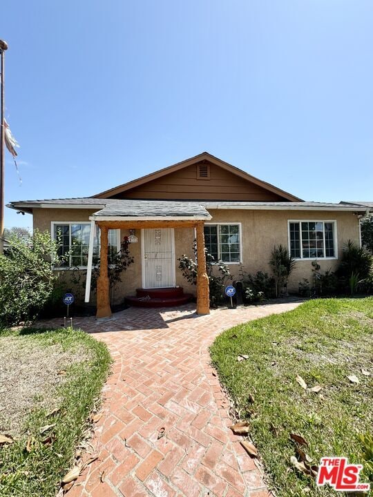 Photo - 14702 Studebaker Rd House