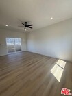 Photo - 16128 Devonshire St