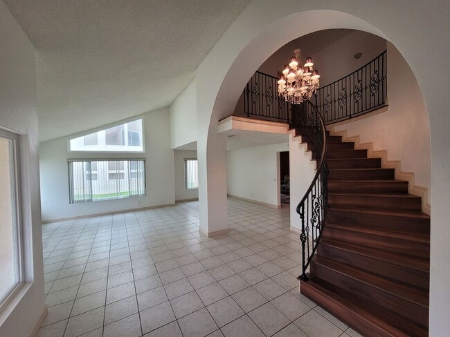 Photo - Beautiful 5 Bedroom La Habra Home