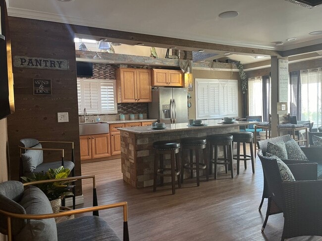 Photo - 3bdr 2 bth with a Bonus Room in Spring Val...