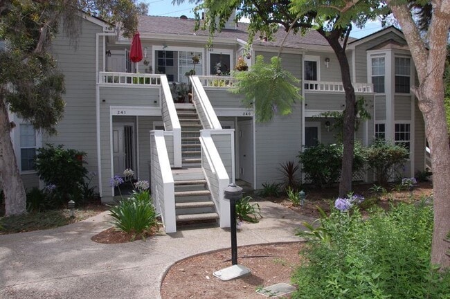 Building Photo - Two Bedroom Goleta Condo Unit 240